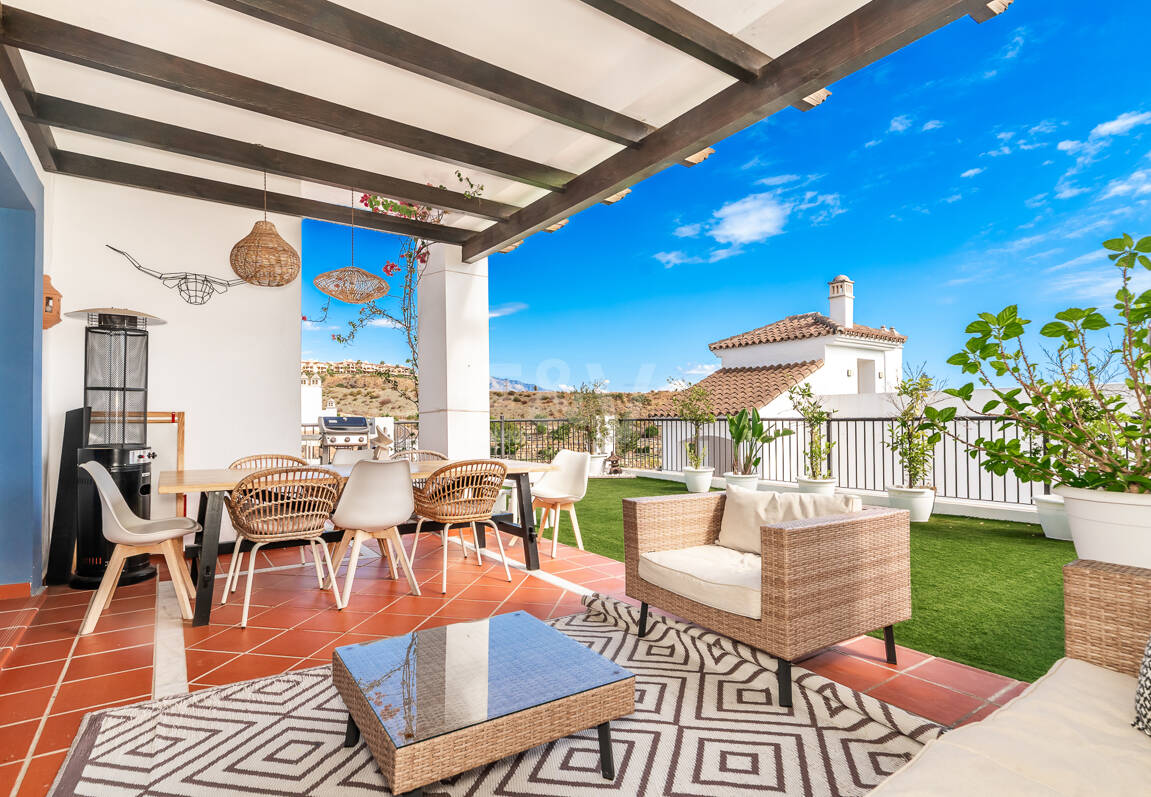 Modern Apartment with Resort-Style Amenities and Touristic License