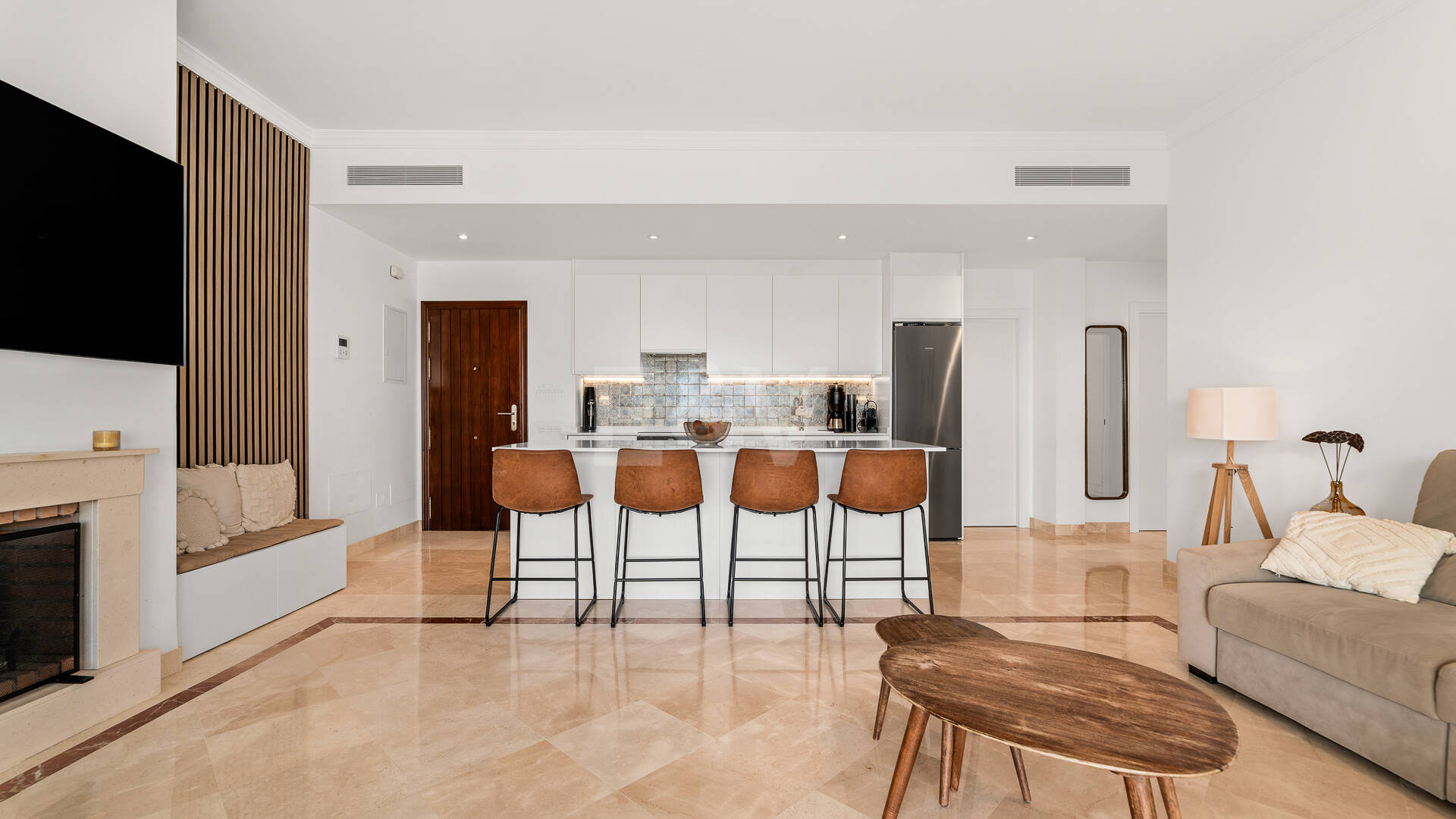 Modern Apartment with Resort-Style Amenities and Touristic License