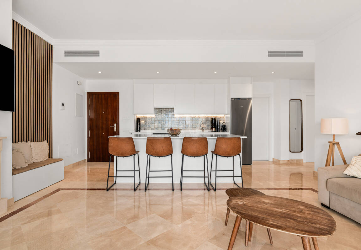 Modern Apartment with Resort-Style Amenities and Touristic License