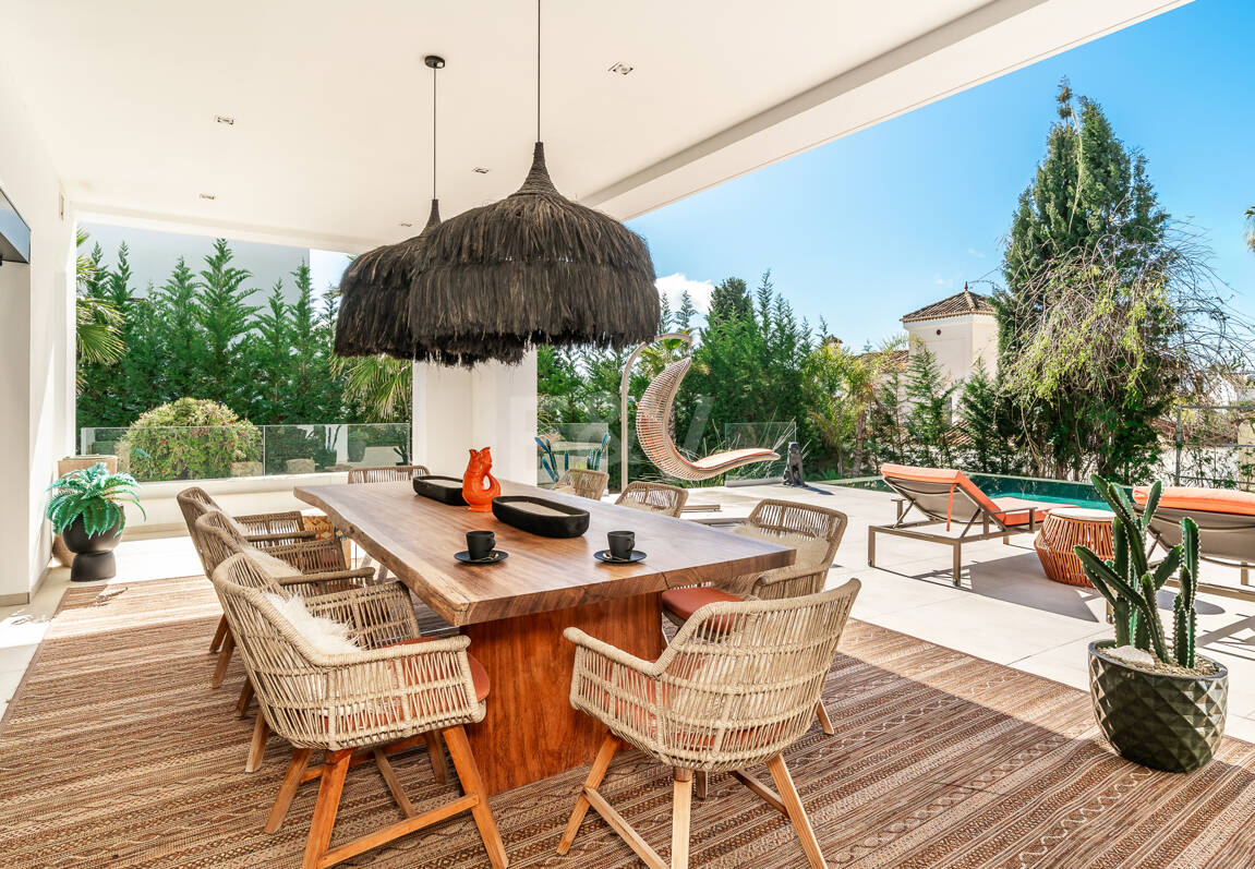 Villa de luxe contemporaine 100 mètres de la plage en emplacement privilégié près des commodités