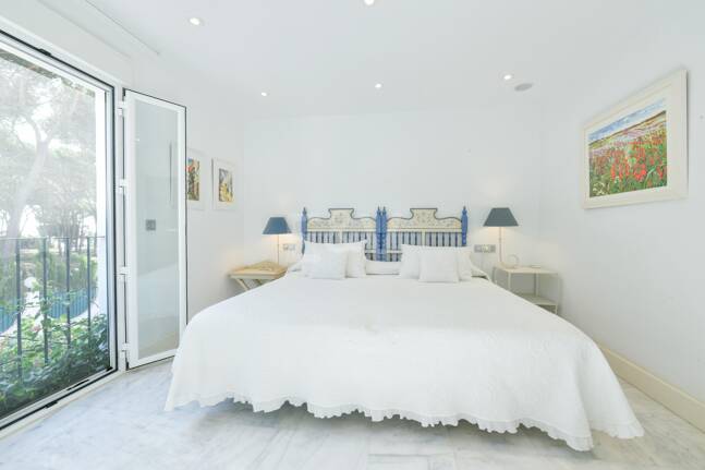 Luxury Beachside Property Steps from the Sea in the Golden Mile