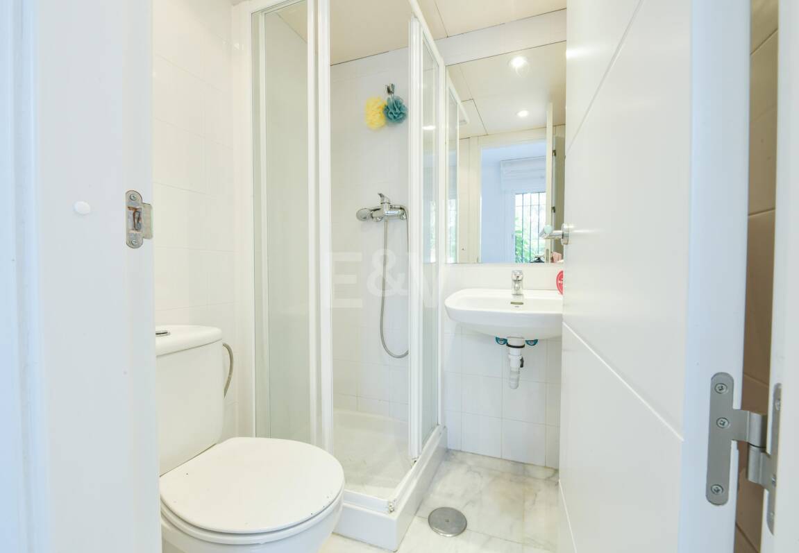 Luxury Beachside Property Steps from the Sea in the Golden Mile