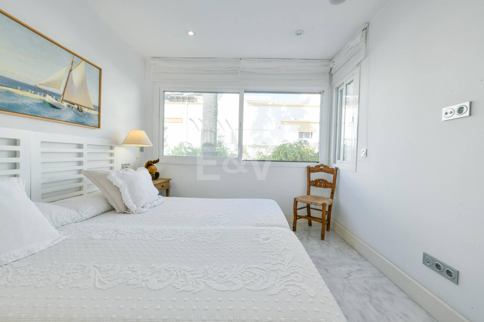 Luxury Beachside Property Steps from the Sea in the Golden Mile