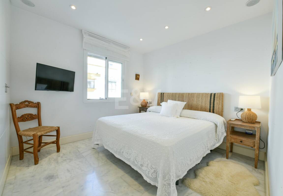 Luxury Beachside Property Steps from the Sea in the Golden Mile