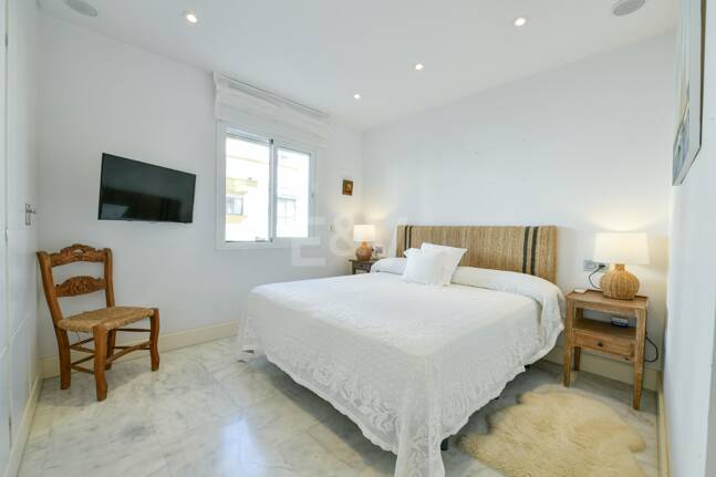 Luxury Beachside Property Steps from the Sea in the Golden Mile