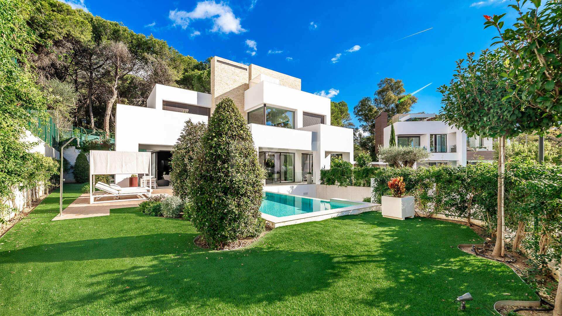 Villa contemporánea en La Fuente, la comunidad cerrada nueva más exclusiva de Marbella