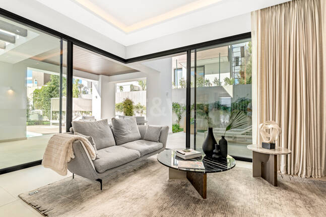 Villa contemporánea en La Fuente, la comunidad cerrada nueva más exclusiva de Marbella