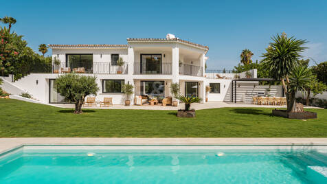 Luxuriöse Modernisierte Villa mit Meerblick an der Goldenen Meile von Marbella