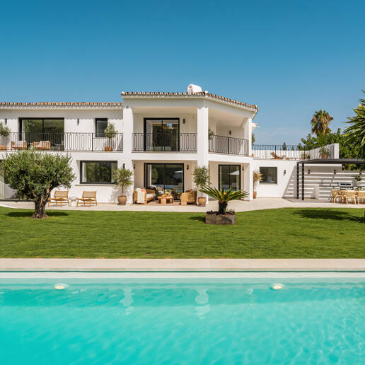 Luxuriöse Modernisierte Villa mit Meerblick an der Goldenen Meile von Marbella