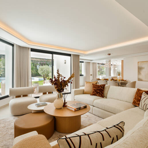 Luxuriöse Modernisierte Villa mit Meerblick an der Goldenen Meile von Marbella