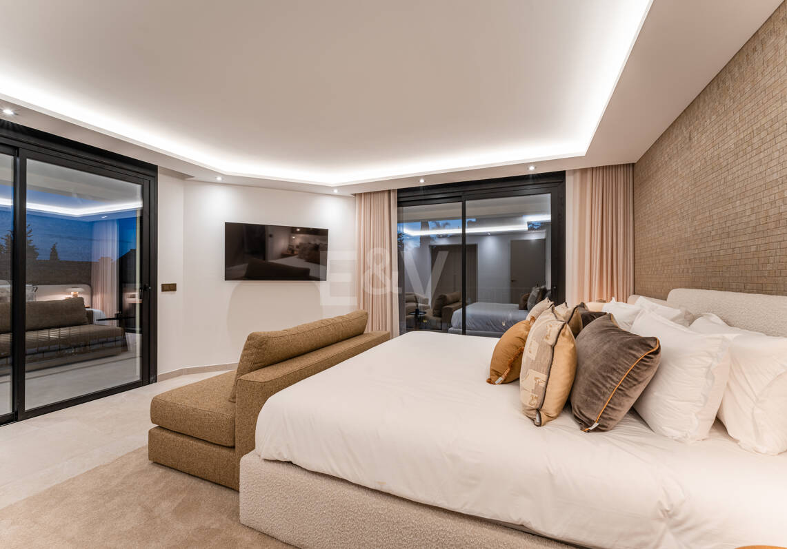 Impeccable Golden Mile Villa with Beautiful Sea and Mountain Views