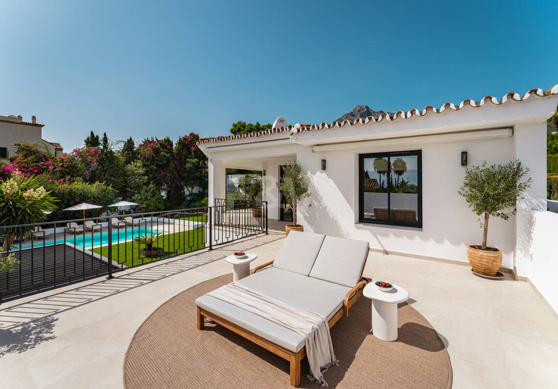 Impeccable Golden Mile Villa with Beautiful Sea and Mountain Views
