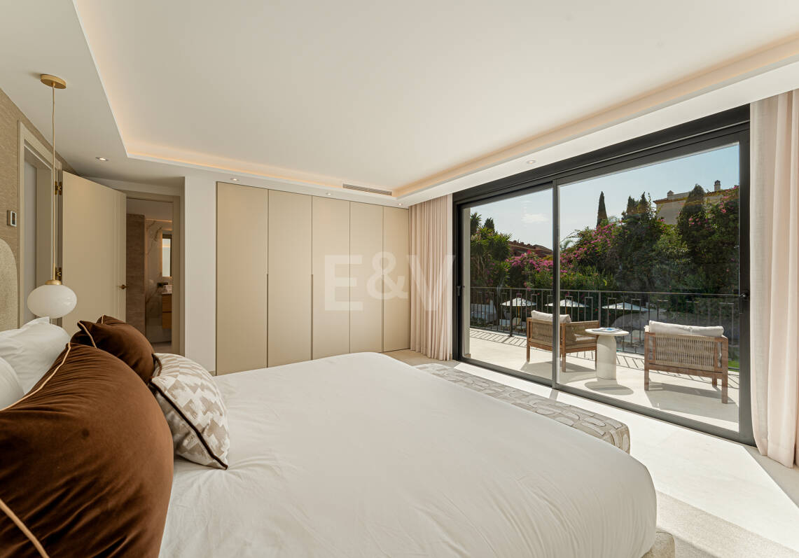 Impeccable Golden Mile Villa with Beautiful Sea and Mountain Views