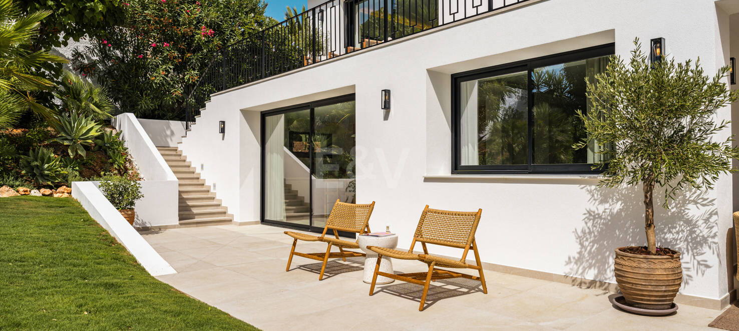 Luxuriöse Modernisierte Villa mit Meerblick an der Goldenen Meile von Marbella
