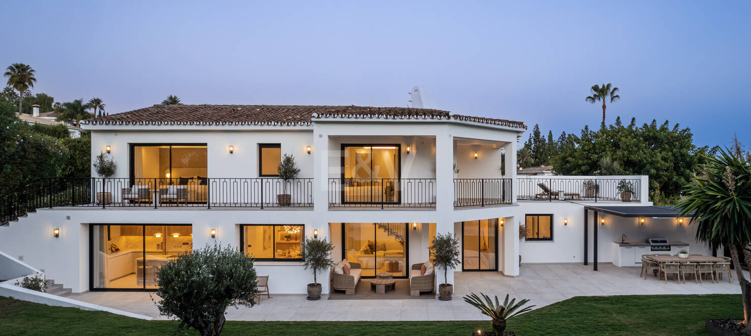 Luxuriöse Modernisierte Villa mit Meerblick an der Goldenen Meile von Marbella