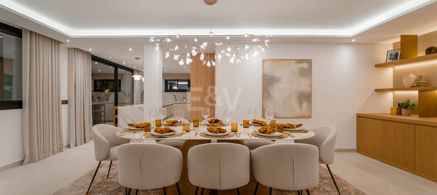 Luxuriöse Modernisierte Villa mit Meerblick an der Goldenen Meile von Marbella