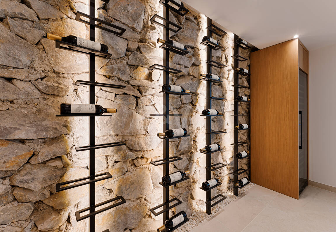 Makellose Villa an der Golden Mile mit Wunderschönem Meer- und Bergblick