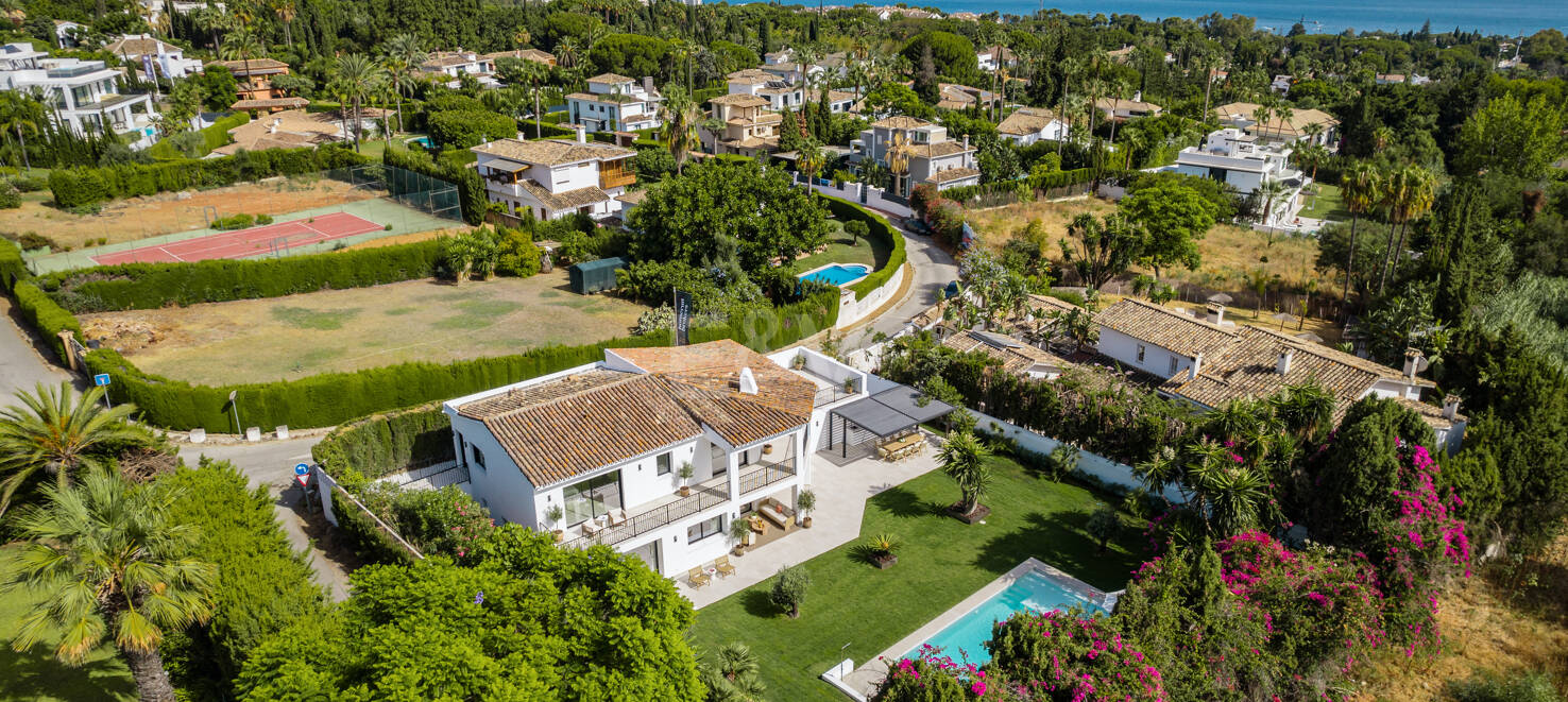 Luxuriöse Modernisierte Villa mit Meerblick an der Goldenen Meile von Marbella