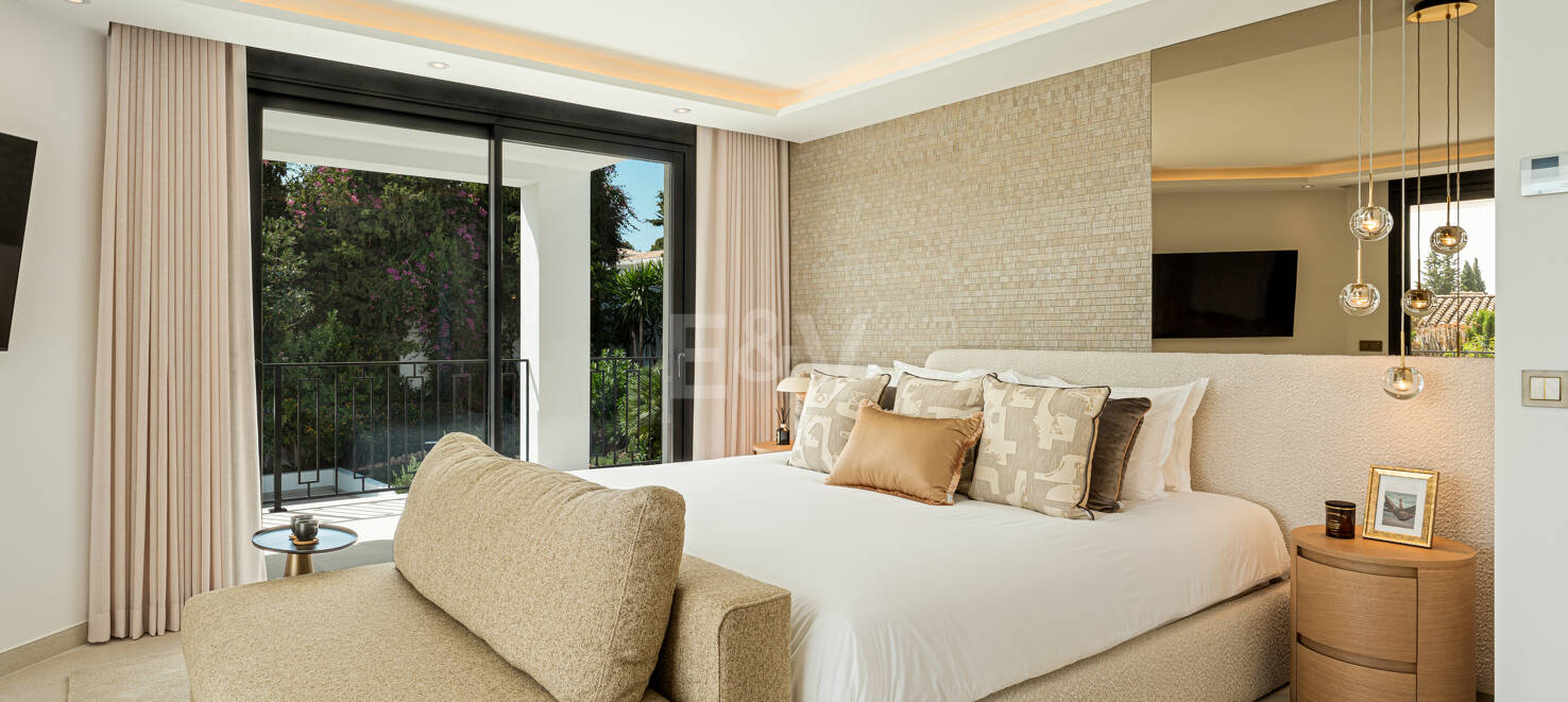 Luxuriöse Modernisierte Villa mit Meerblick an der Goldenen Meile von Marbella