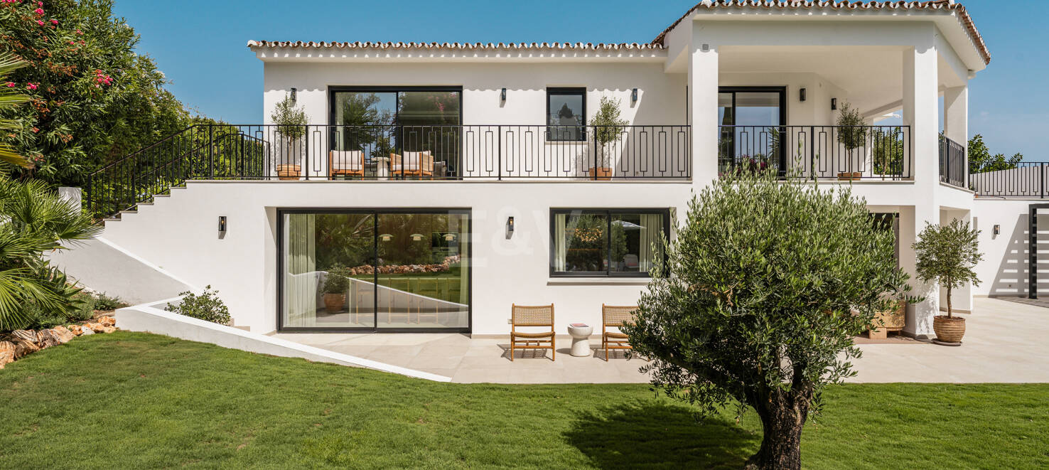 Luxuriöse Modernisierte Villa mit Meerblick an der Goldenen Meile von Marbella