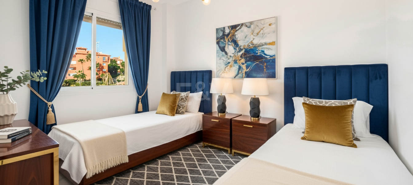 Penthouse with Solarium and Panoramic Views