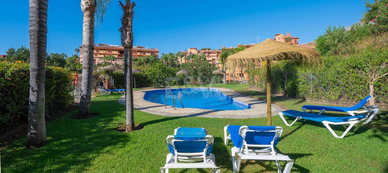 Penthouse with Solarium and Panoramic Views