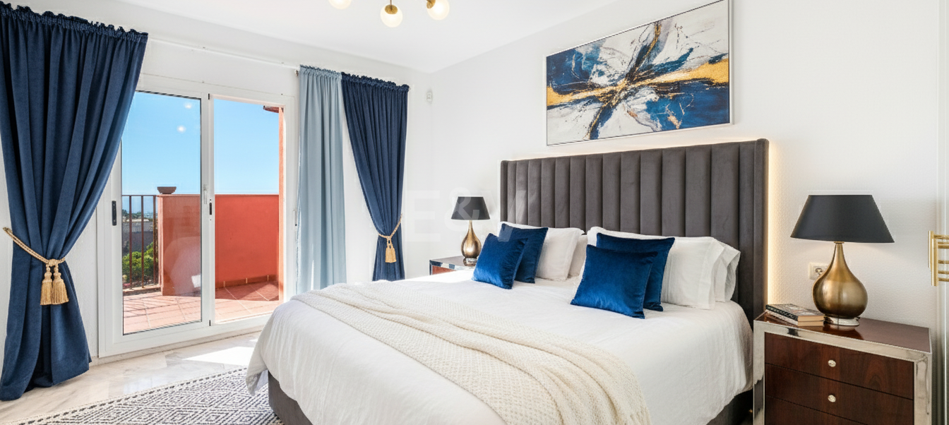 Penthouse with Solarium and Panoramic Views