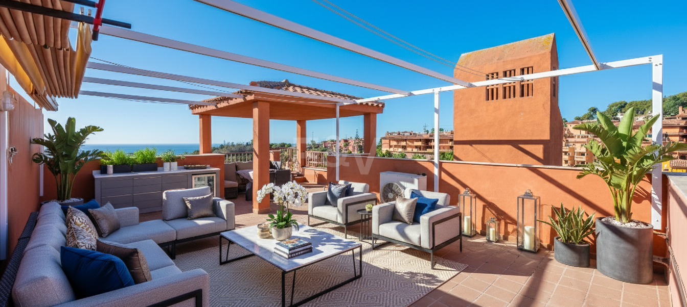 Penthouse with Solarium and Panoramic Views