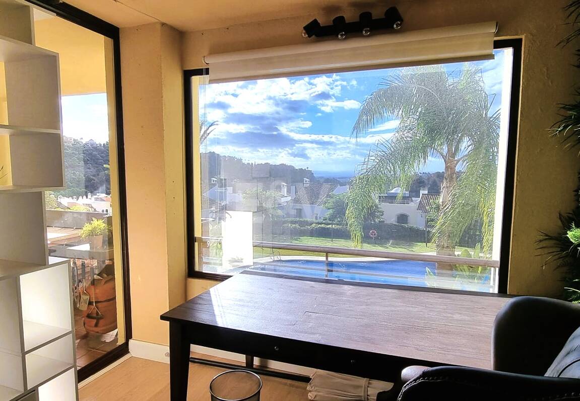 Apartment with Beautiful Sea Views and Golf Community Access