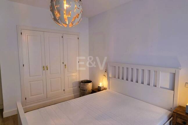 Apartment with Beautiful Sea Views and Golf Community Access