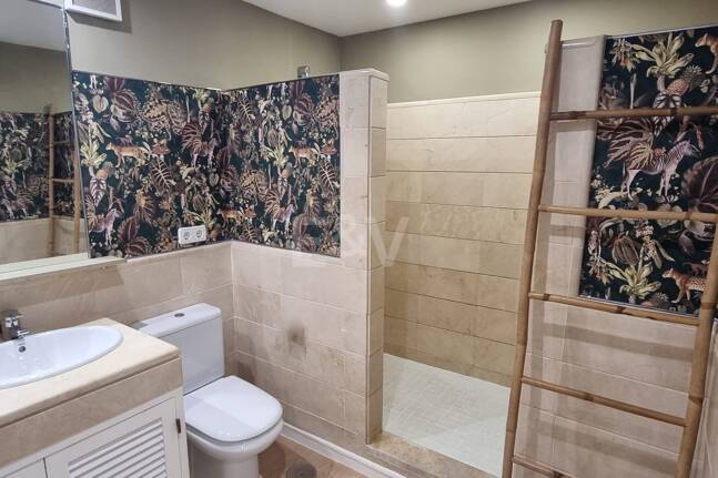 Apartment with Beautiful Sea Views and Golf Community Access