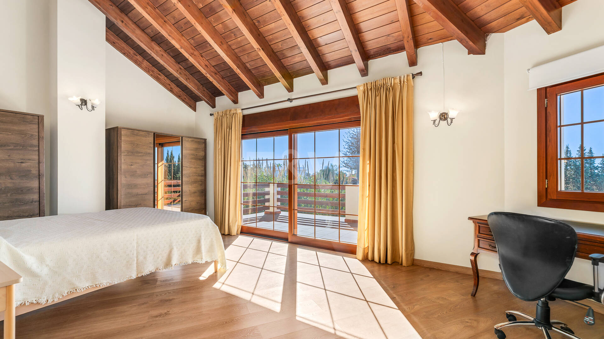 Elegant Medelhavet Villa med havsutsikt i El Rosario