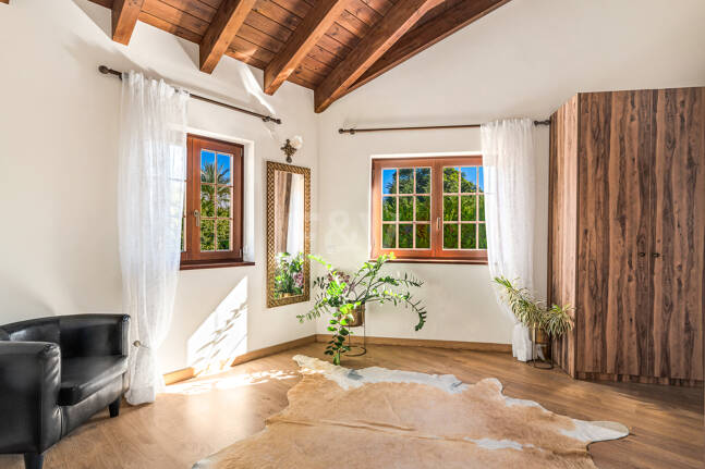 Elegant Medelhavet Villa med havsutsikt i El Rosario