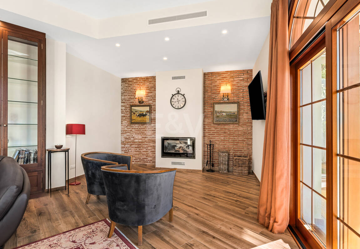 Elegant Medelhavet Villa med havsutsikt i El Rosario