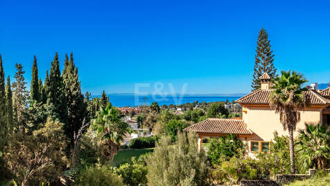 Elegant Mediterranean Villa with Sea Views in El Rosario