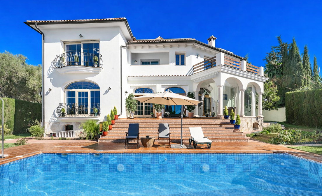 Élégante villa méditerranéenne avec vue sur la mer à El Rosario