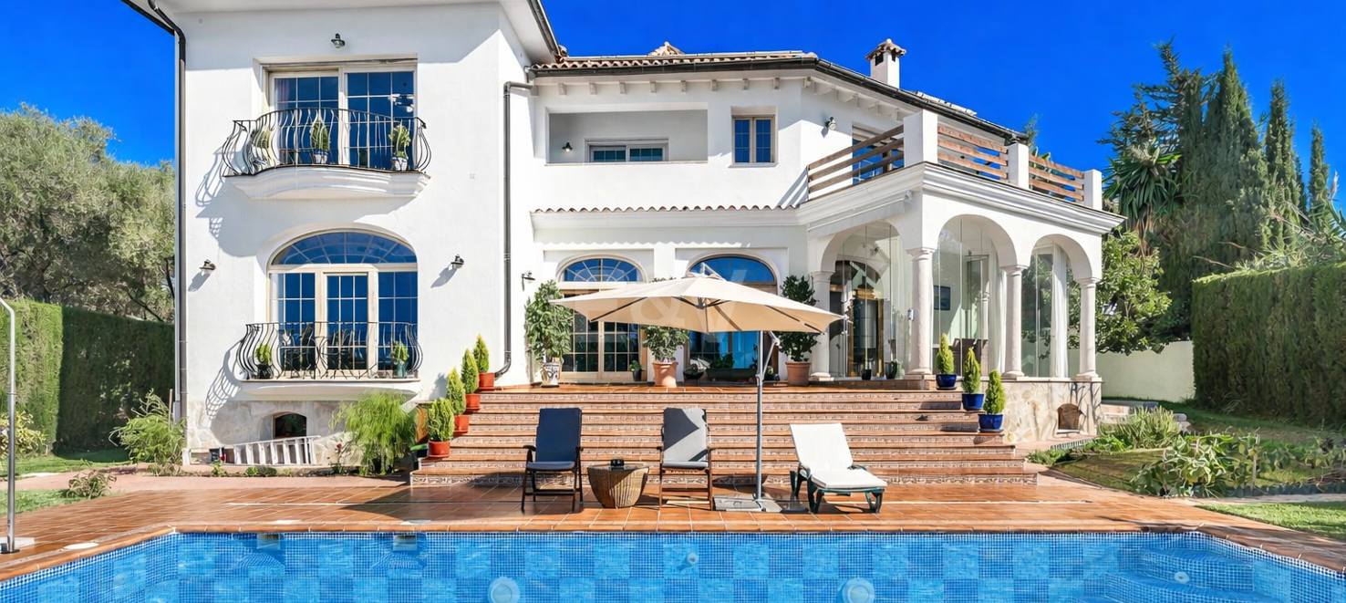 Elegant Mediterranean Villa with Sea Views