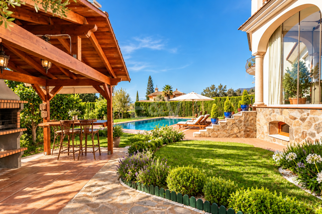 Élégante villa méditerranéenne avec vue sur la mer à El Rosario
