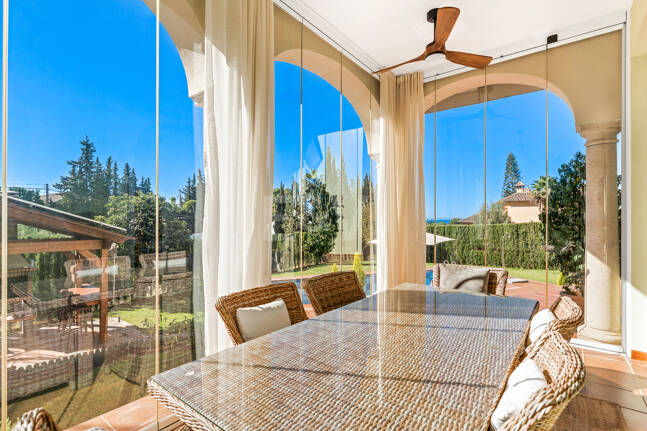 Elegant Medelhavet Villa med havsutsikt i El Rosario