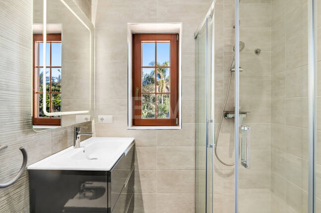 Elegant Medelhavet Villa med havsutsikt i El Rosario