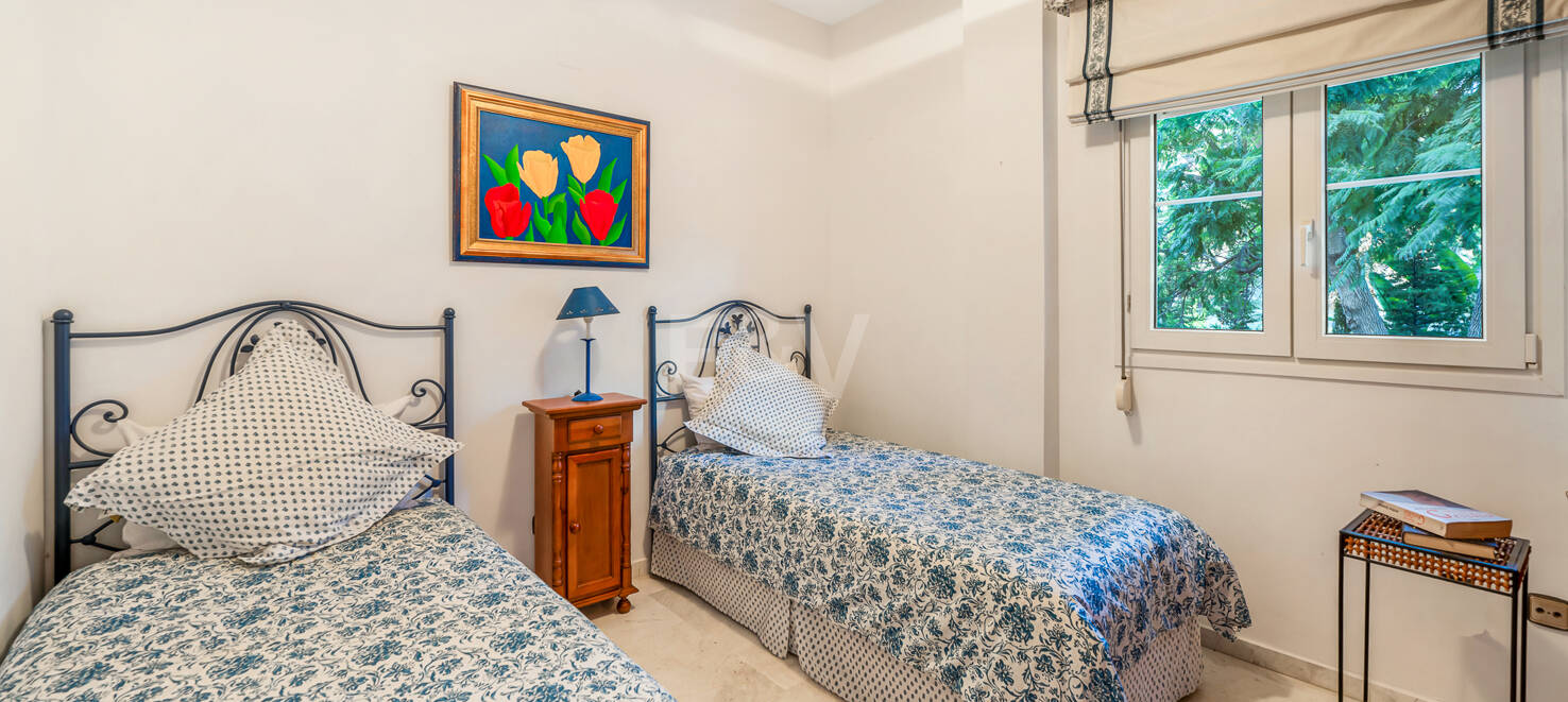 Große 4-Zimmer-Eckwohnung in Gehweite zum Strand