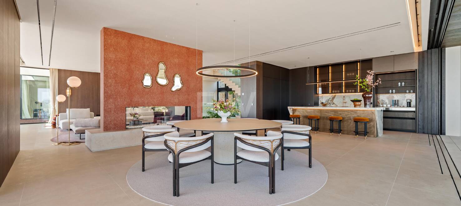 Architectural Brilliance and Breathtaking Views