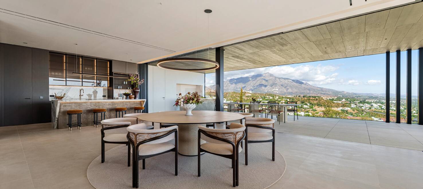 Architectural Brilliance and Breathtaking Views