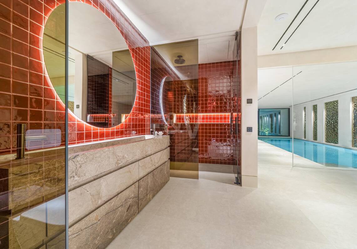 Architectural Brilliance and Breathtaking Views in El Herrojo, La Quinta