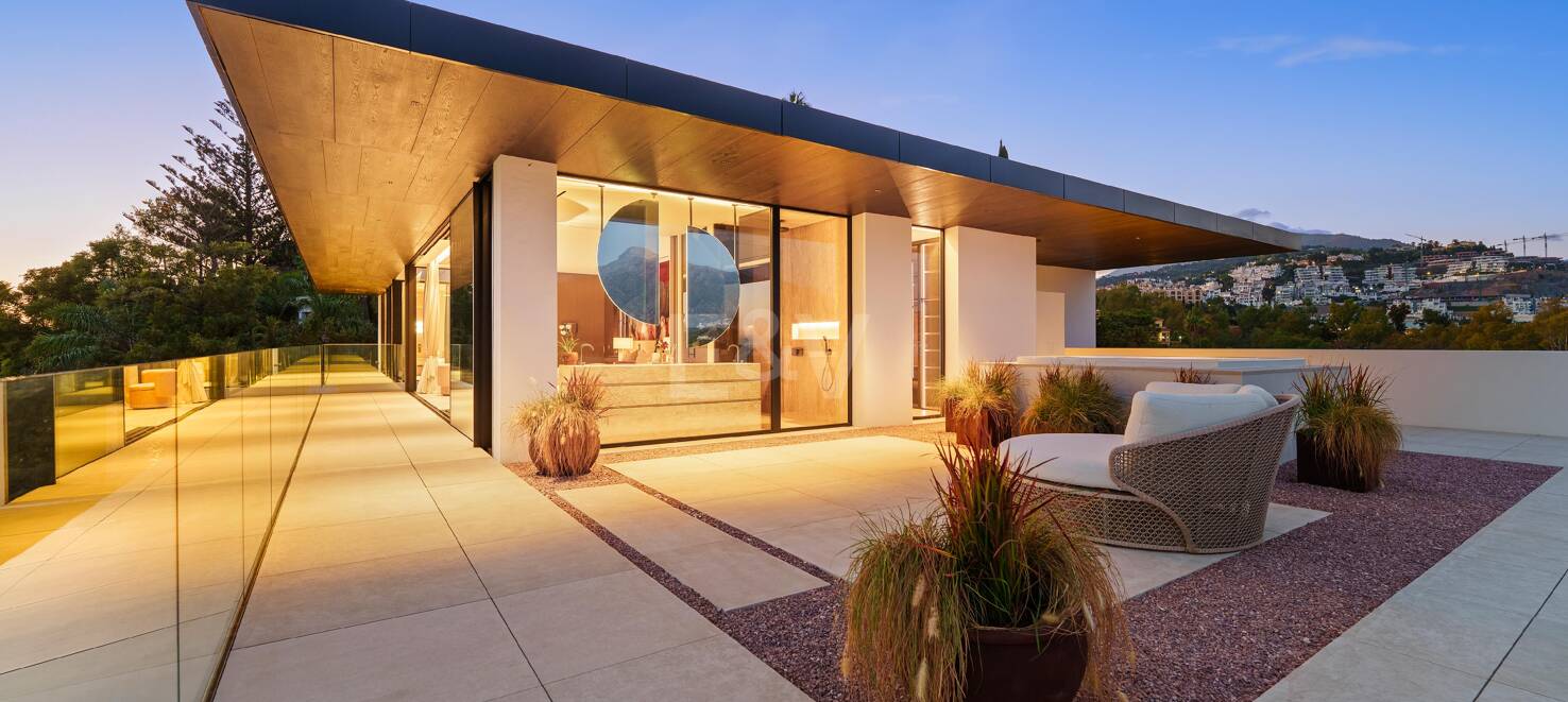 Architectural Brilliance and Breathtaking Views