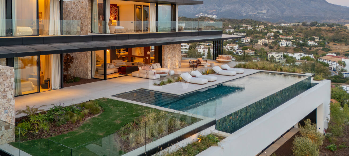 Architectural Brilliance and Breathtaking Views