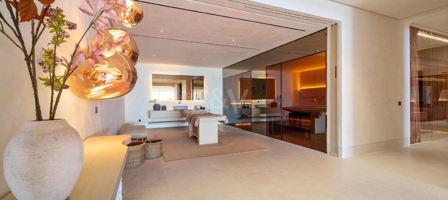 Architectural Brilliance and Breathtaking Views