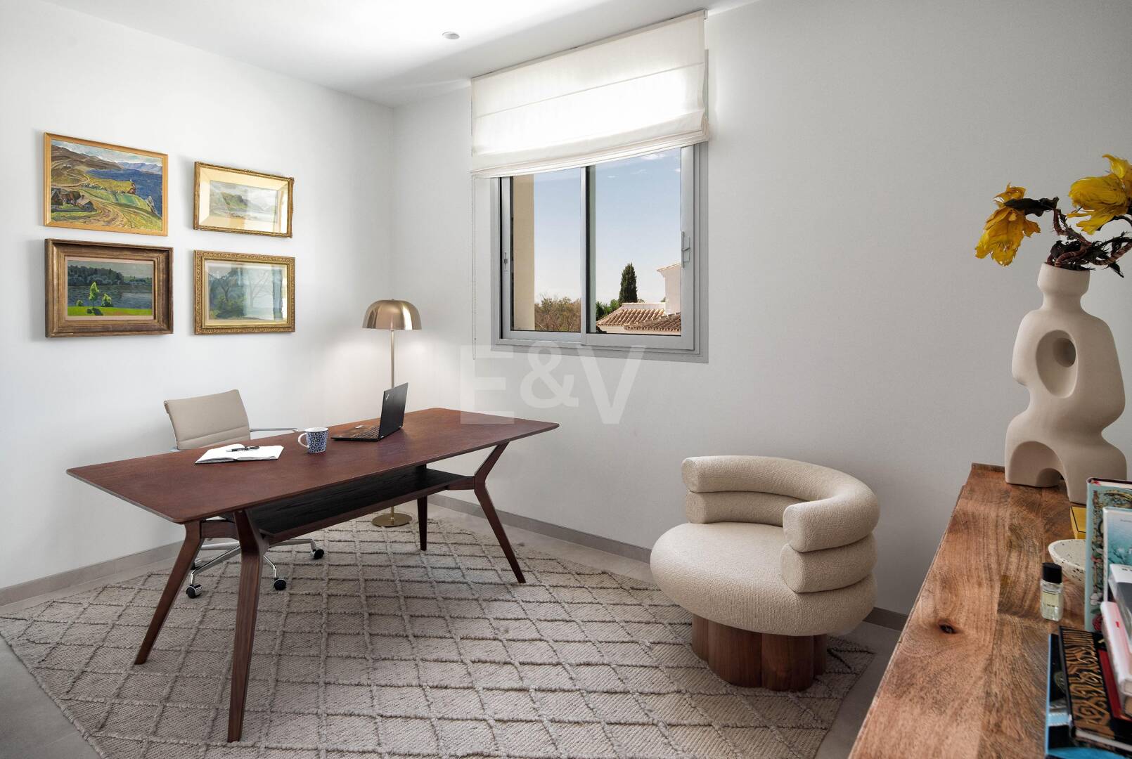 Villa Alma – Où l'architecture moderne rencontre la chaleur méditerranéenne