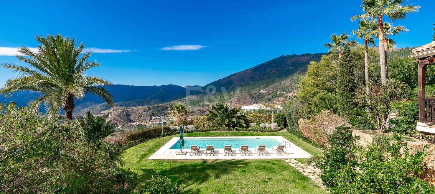 Fantastisches Familienheim mit atemberaubendem Blick auf das Meer und den Golfplatz