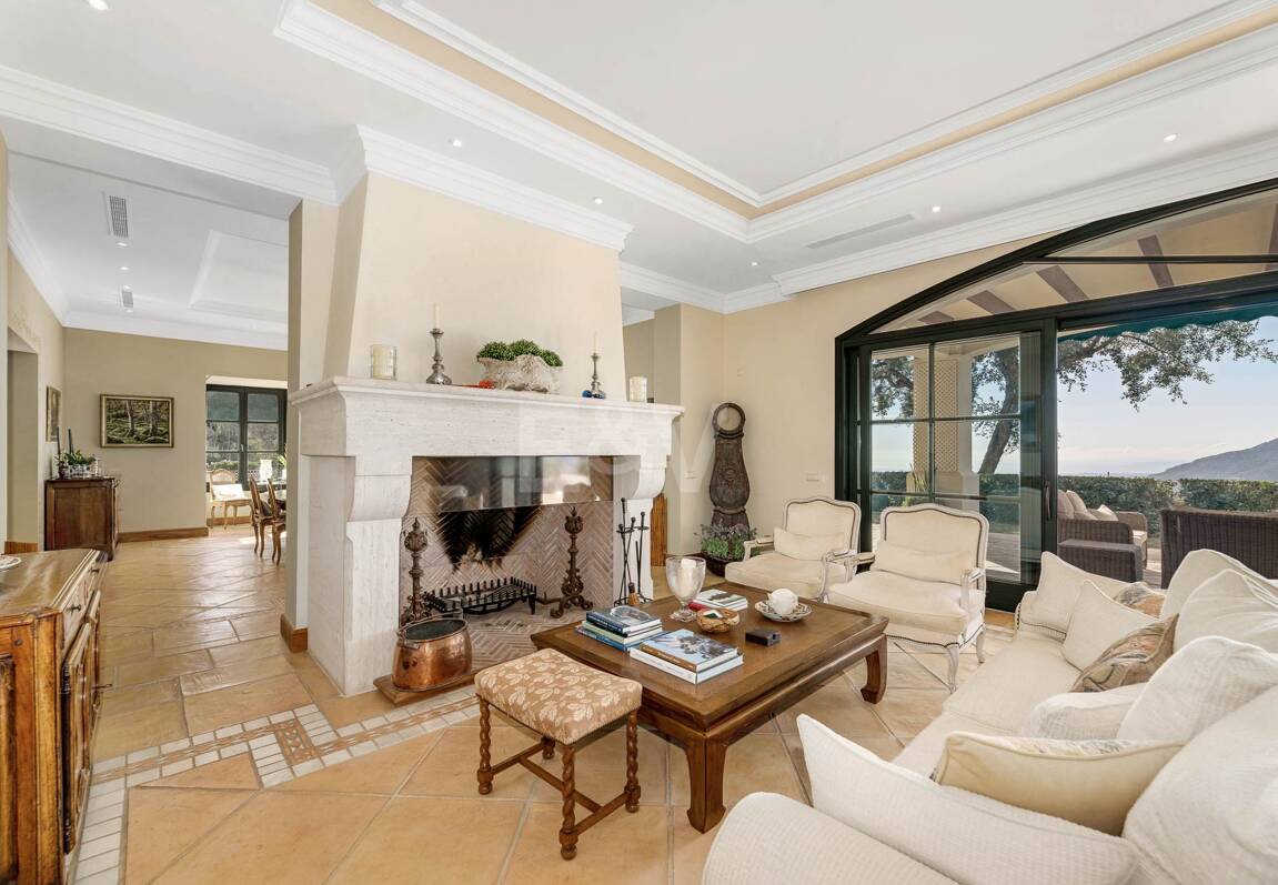 Fantástica casa familiar con impresionantes vistas al mar y al campo de golf